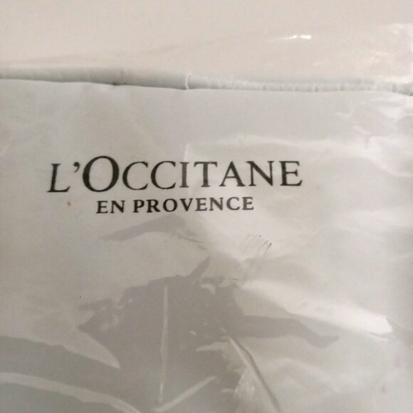 AIR CHINA Business Class 2018 L'Occitane En Provence AMENITY KIT Open Box - Picture 8 of 9